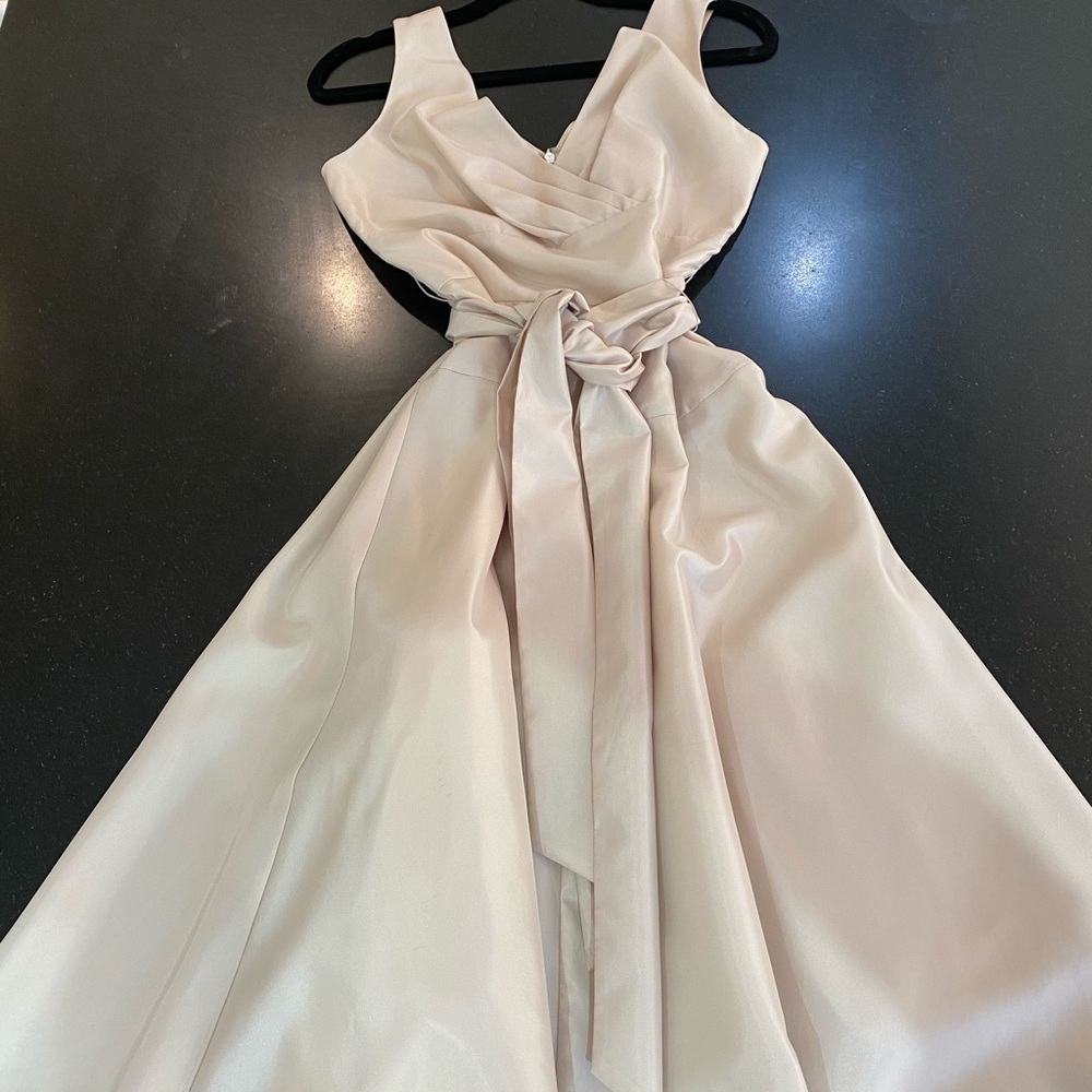 cocktail/homecoming/pageant dress